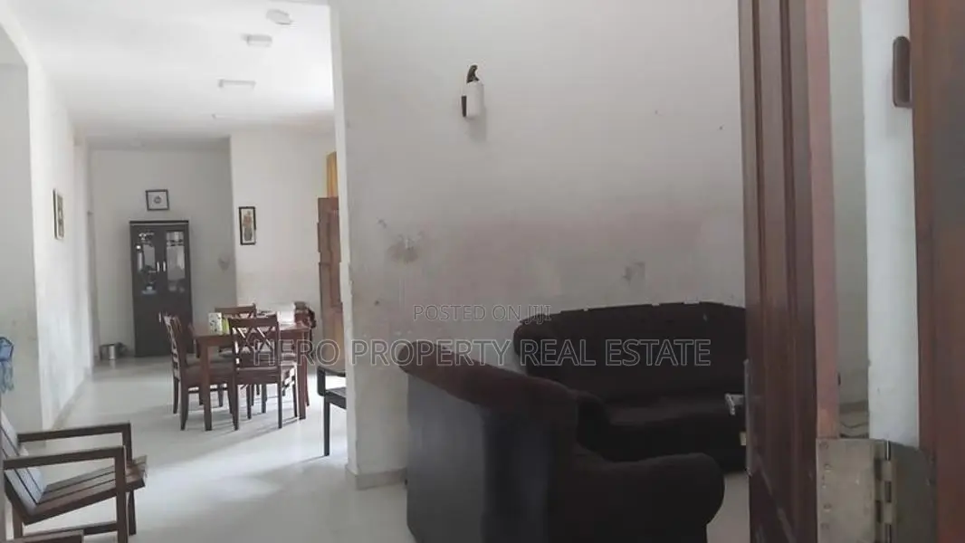 HJS206 - 2 Story House for Sale in Gampaha