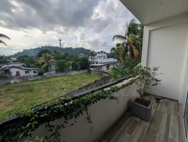 4 Story Luxury House for Sale in Bowala Kandy