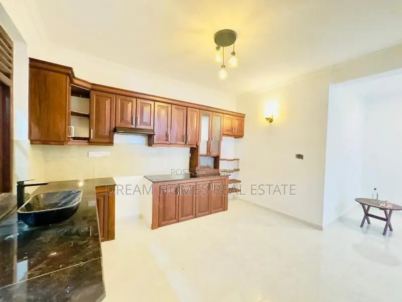 Renovated Family Home for Sale – Araliya Uyana,
