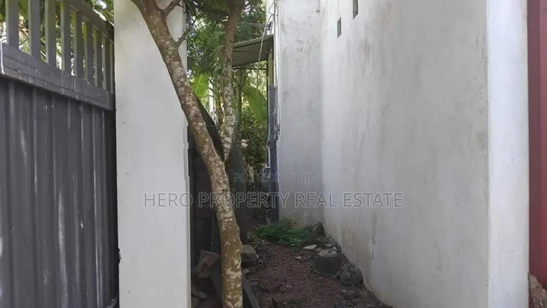 HJR207 - 2 Story Modern House for Rent in Gampaha