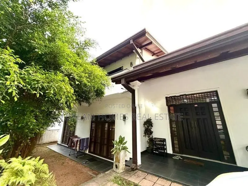 Modern Two-Storey House for Sale – Walpola, Angoda