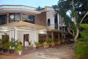 Holiday Bungalow Room for Short Term Rent Anuadhapua