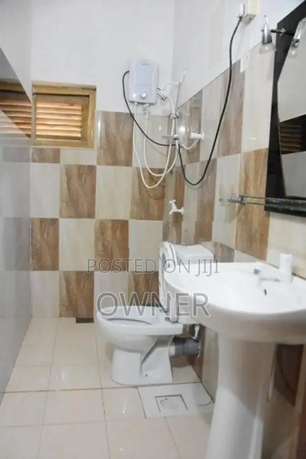 Holiday Bungalow Room for Short Term Rent Anuadhapua