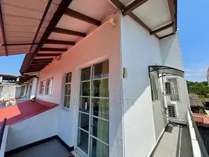 ( IS-1019) Valuable Two Storey House Sale in Athurugiriya