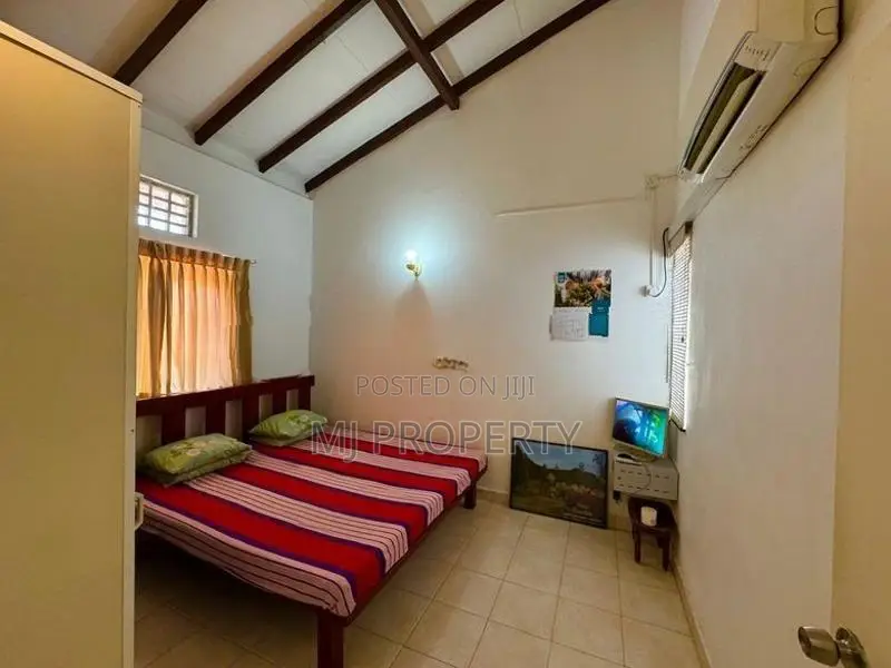 ( IS-1019) Valuable Two Storey House Sale in Athurugiriya