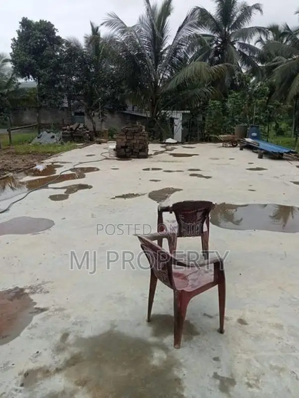 ( IS-1067) Valuable Residential Bare Land Sale in Padukka