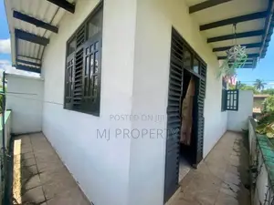 ( IS-1050) Valuable Two Storey House Sale in Homagama