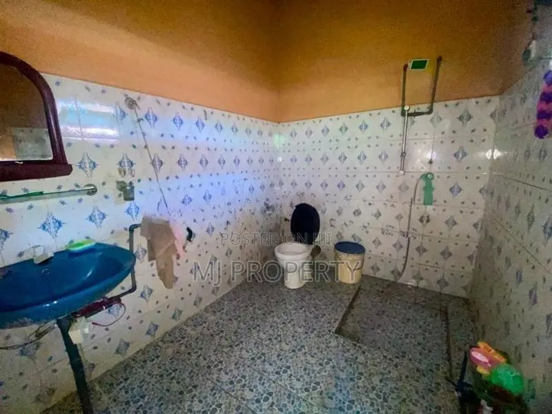 ( IS-1050) Valuable Two Storey House Sale in Homagama