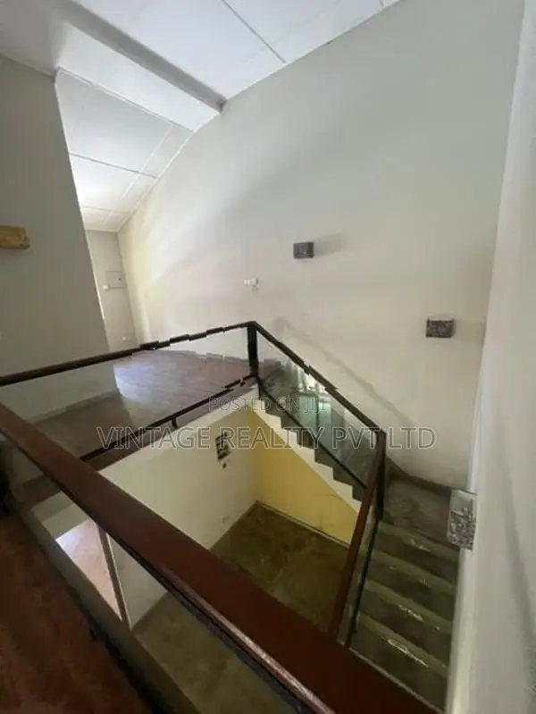 House For Sale in Fife Road Colombo 5