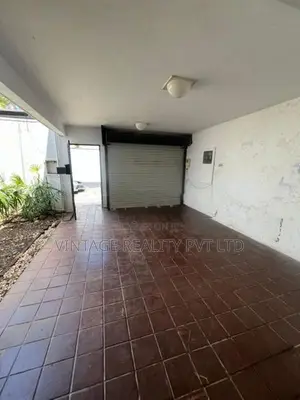House For Sale in Thimbirigasyaya Colombo 5