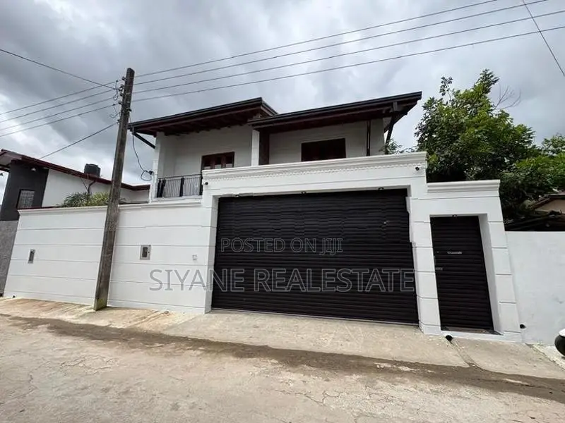 Brand New House For Sale in Malabe - Arangala