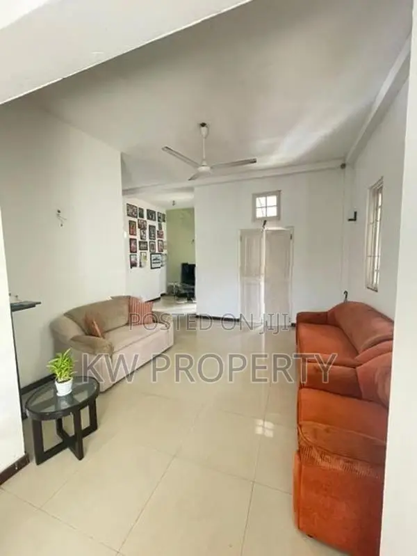 Two story house for sale ratmalana