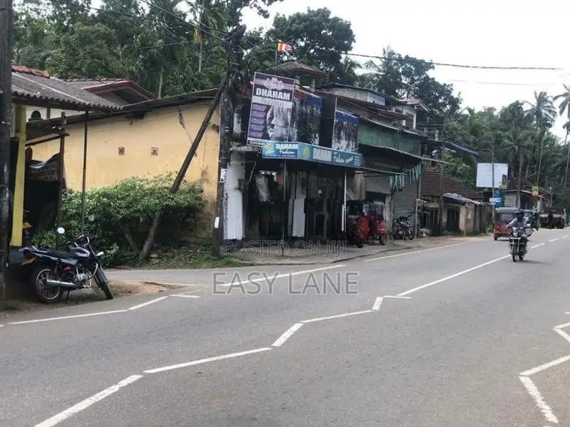රුවන්වැල්ල නගරයට ළඟින්ම පර්චස් 60 ක තේ ඉඩම / SA 14811