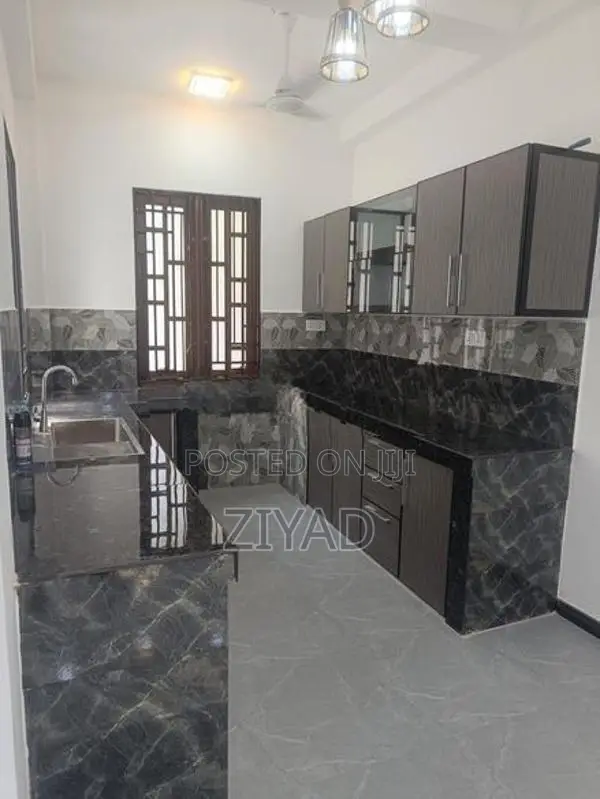 2 BHK Newly Built Luxury House Hunupitiya