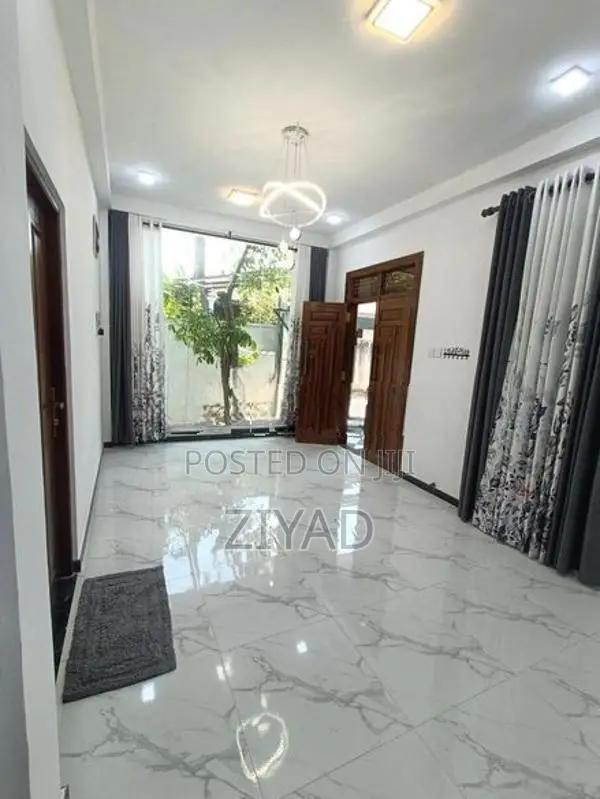 2 BHK Newly Built Luxury House Hunupitiya
