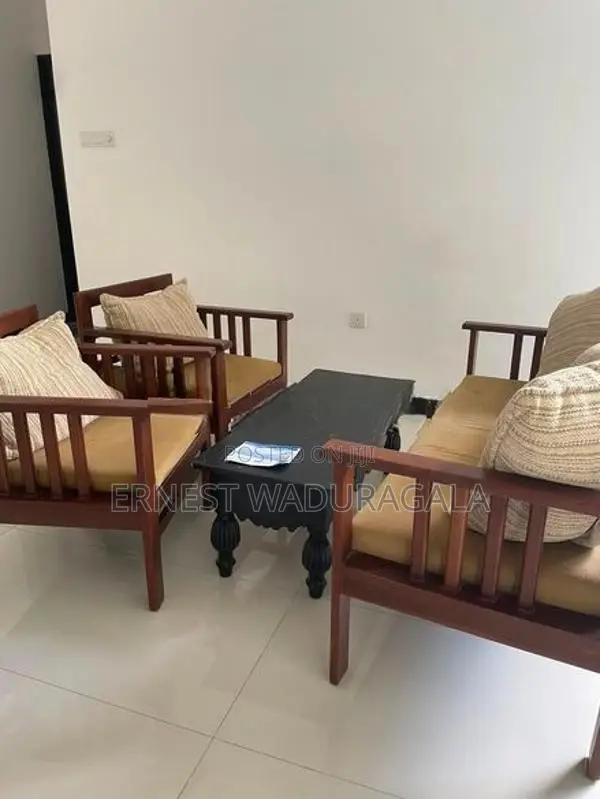 House for Rent in Battaramulla Koswatta.Hr526-