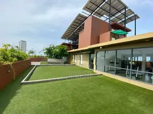 Swimming Pool Luxury Apartment Rent Narahanpeta Colmbo 5