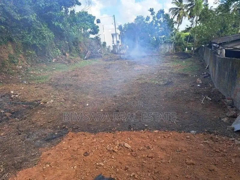 13.3-Perch Residential Land for Sale in Kaduwela | SL14858