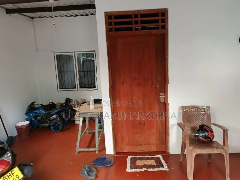 HOUSE FOUR SALE BORALLA