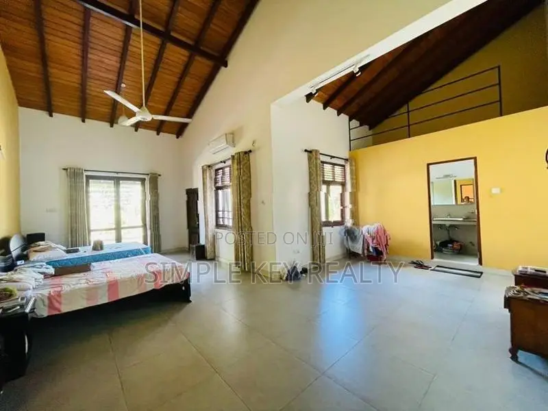 Kt-Beutiful Two Story House for Sale in Kadawatha