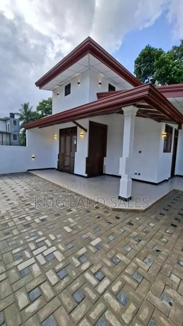 Brand New Modern House for Sale in Mullegama, Athurugiriya