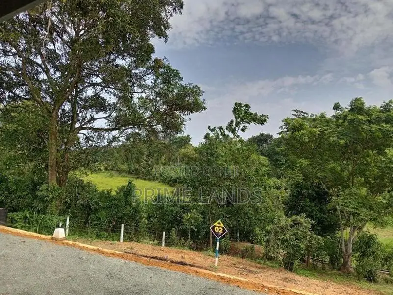 අම්බලන්ගොඩ නගර සභා සීමාවෙන් බිම් කොටස්