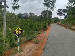 අම්බලන්ගොඩ නගර සභා සීමාවෙන් බිම් කොටස්