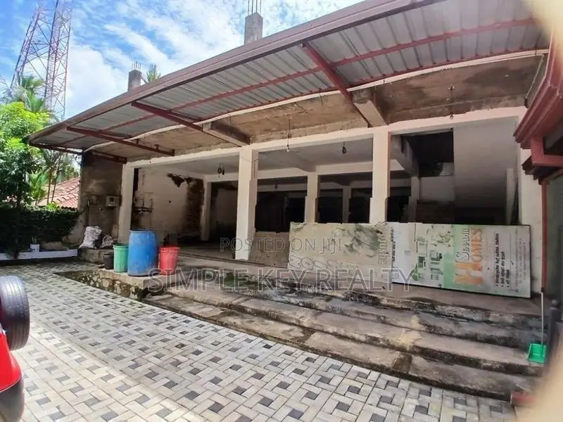 45PG-Valuable Property for Sale in Gampaha Pugoda Main Road