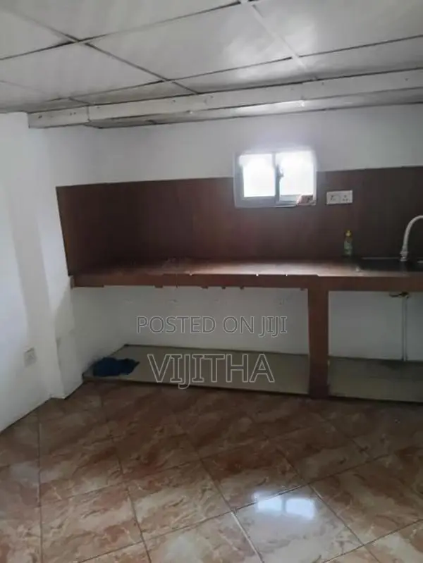 Up Stair Unit for Rent Madiwalla