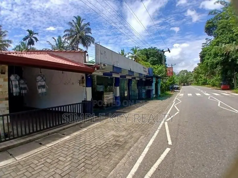 45PG-Valuable Property for Sale in Gampaha Pugoda Main Road