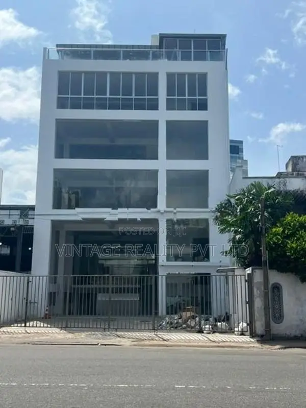 6000 SqFt Office Space For Rent in Havelock Road, Colombo 06