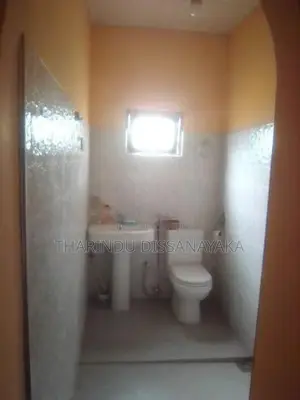 House in Nedungamuwa Rathupaswala for Sale