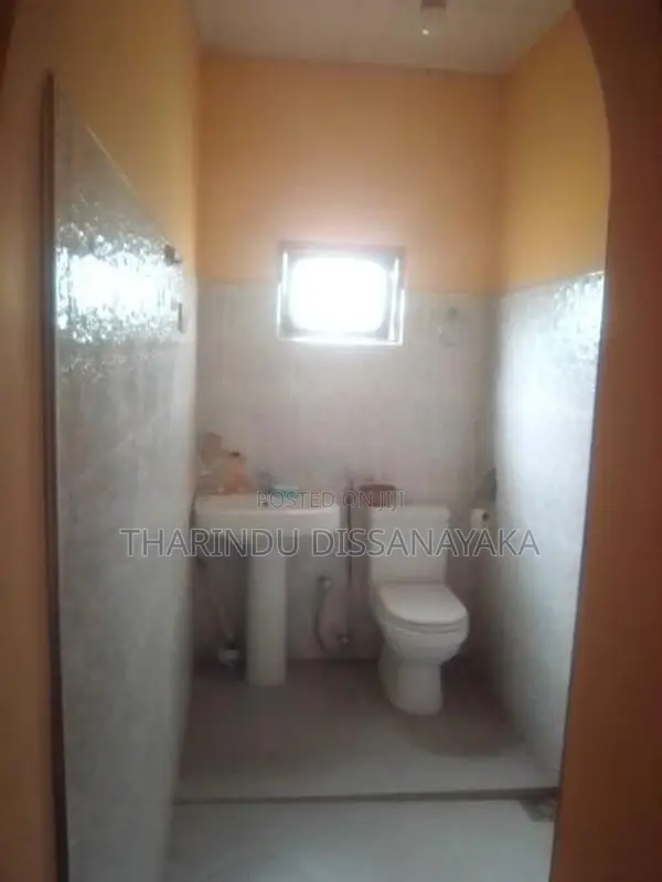 House in Nedungamuwa Rathupaswala for Sale