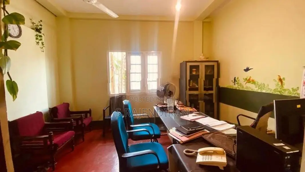 Two-storey with Separate annex for sale in Mount lavinia