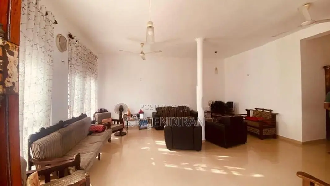 🏡 Three- units Income Property for Sale – Mount Lavinia