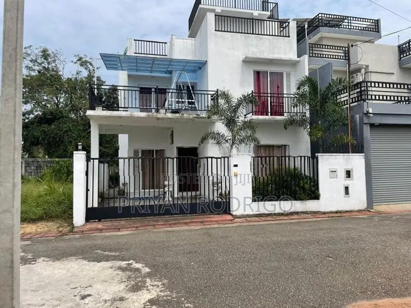 Malabe, Sparkles Residencies 04 BR House on 6.25 Perch of Land for Sal