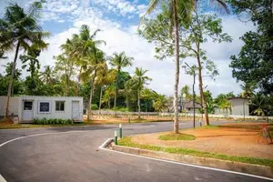 කදිම ඉඩම් හෝකන්දරින්