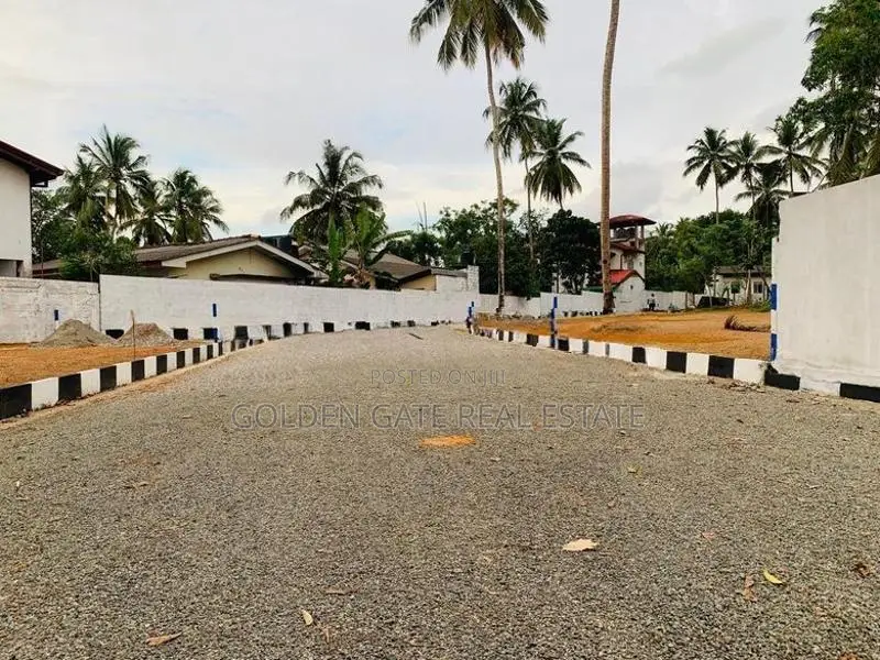 පදිංචියට යක්කල හොඳ ඉඩමක්