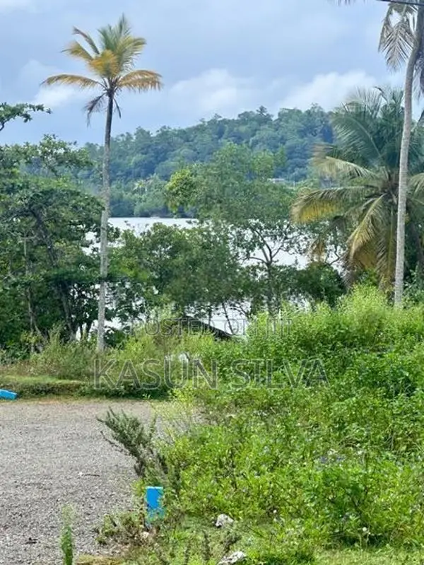 Land for Sale Hikkaduwa with Lake View