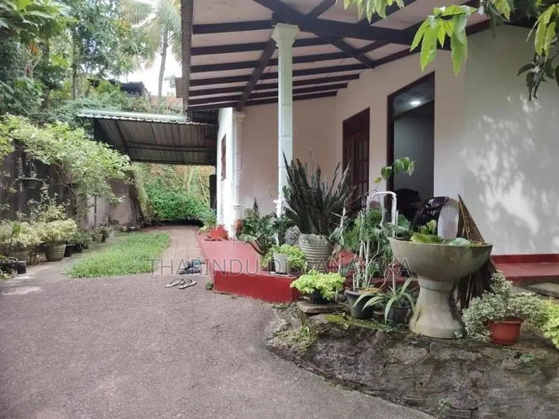 House in Kadawatha Plot 20