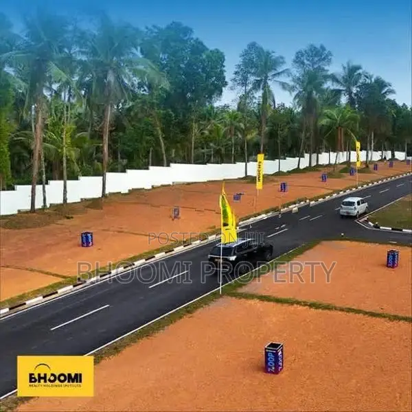 Land in Kadawatha