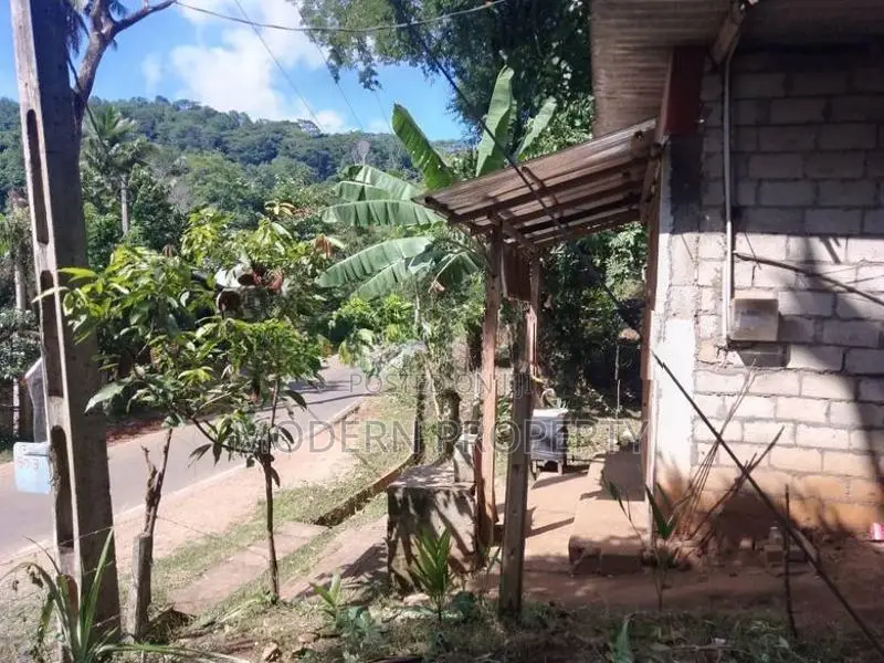Land and shop for sale in Matale