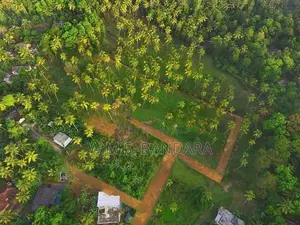 Land for Sale Near Polgahawela Railway Station U03