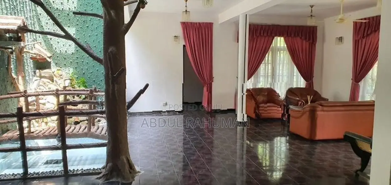 2 Storey House in Enderamulle , Kiribathgode
