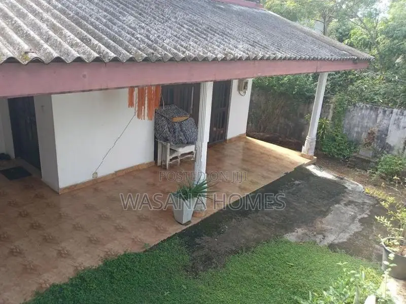 Valuable Two Storey House for Sale Boralasgamuwa