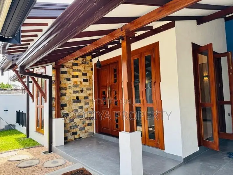 Architectural Designed Single Story House for Sale in Piliyandala