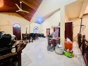 Modern House for Rent in Korathota