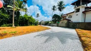 Gampaha Yakkkala Land for Sale