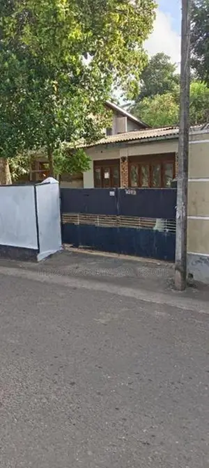House and Land for Sale in Battaramulla