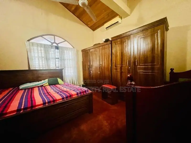Modern House for Rent in Korathota